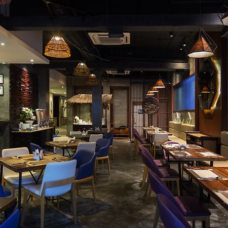 פנום פן G Mekong Hotel Phom Penh מראה חיצוני תמונה