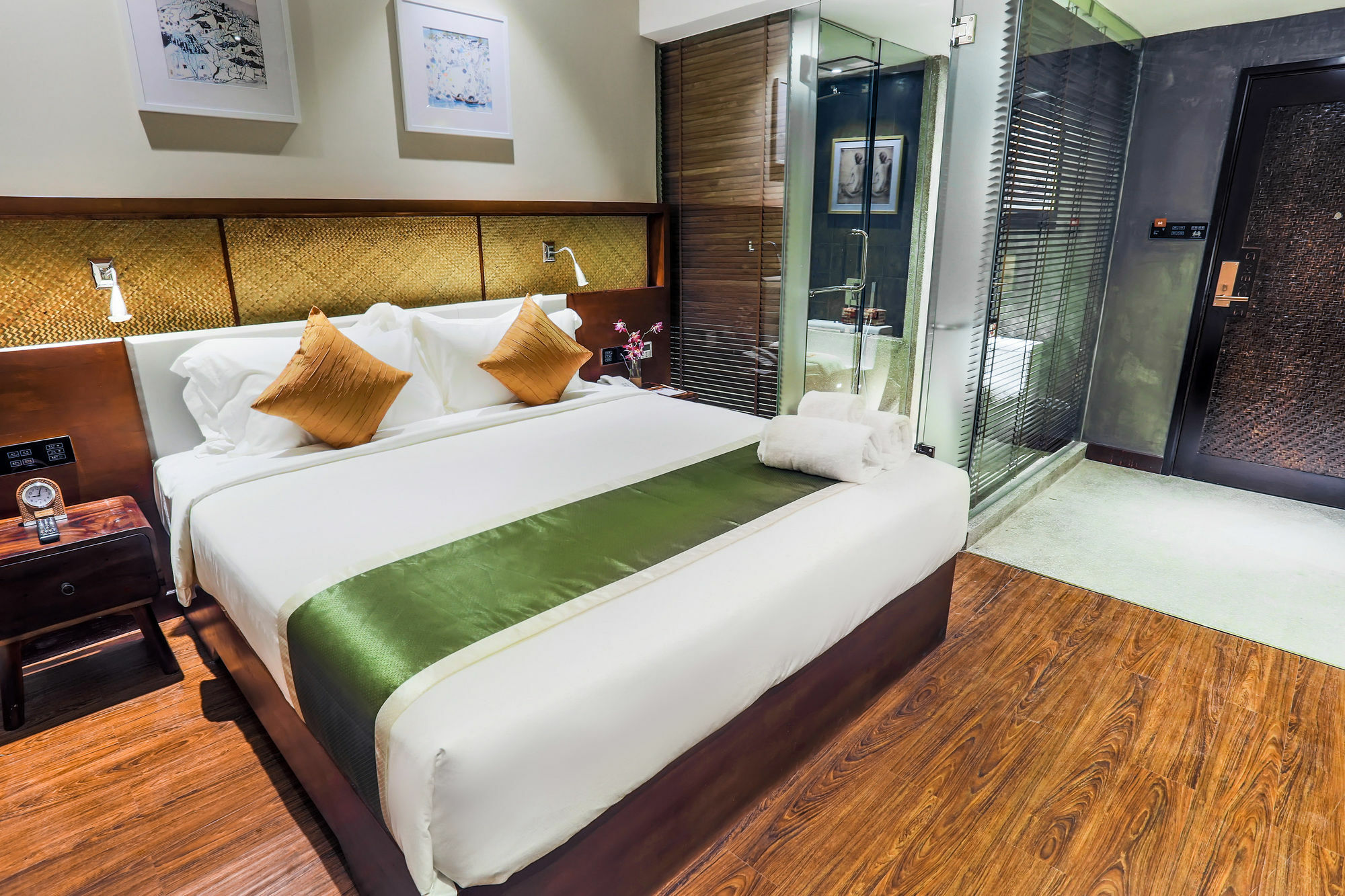 פנום פן G Mekong Hotel Phom Penh מראה חיצוני תמונה